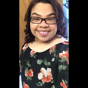 Meet your Posher, Desiree